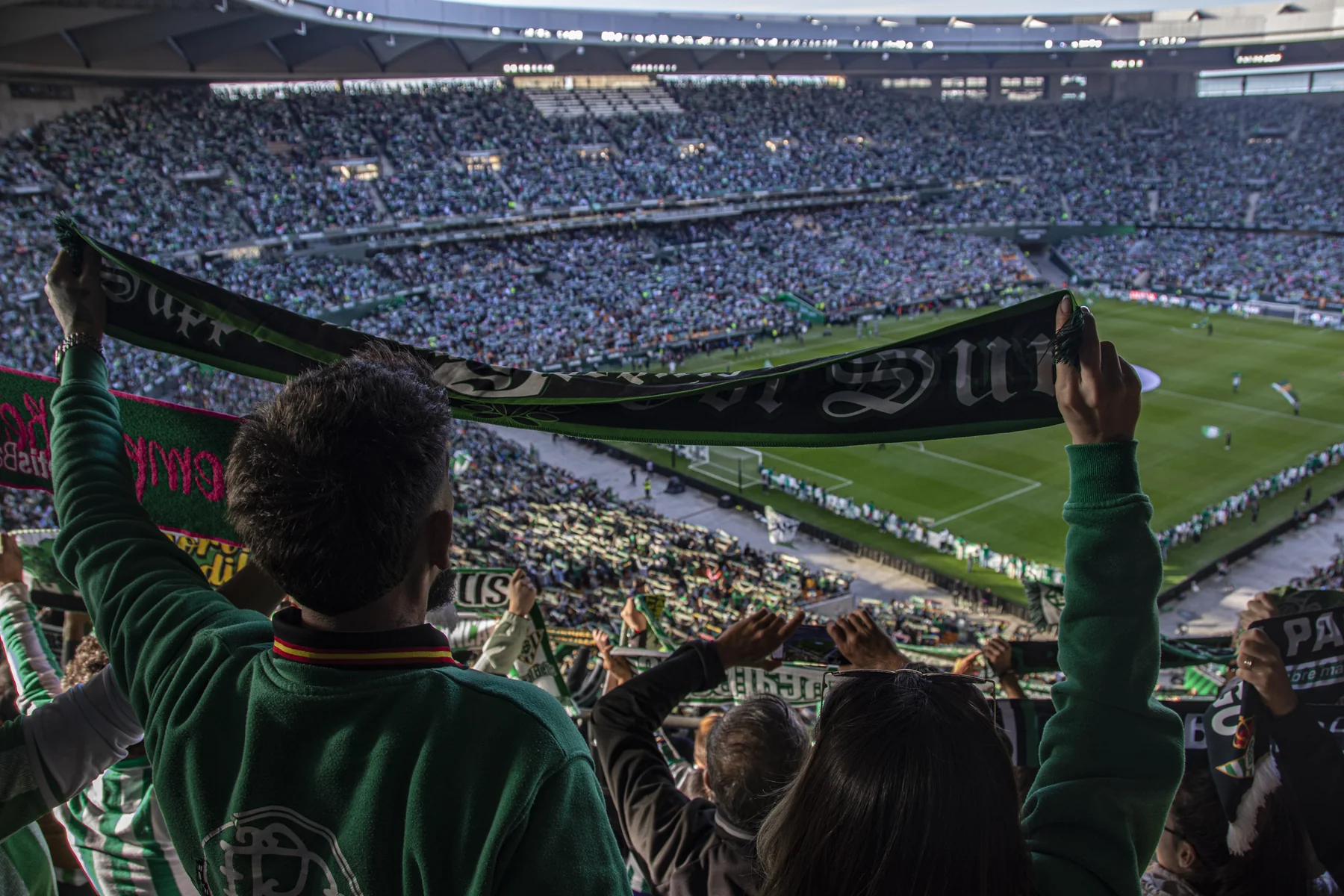 Spanish football supporters behind a LaLiga VS anti-racism message