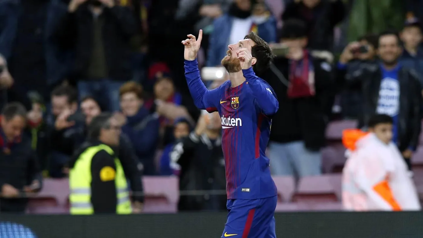 Lionel Messi playing for Barcelona in a La Liga match